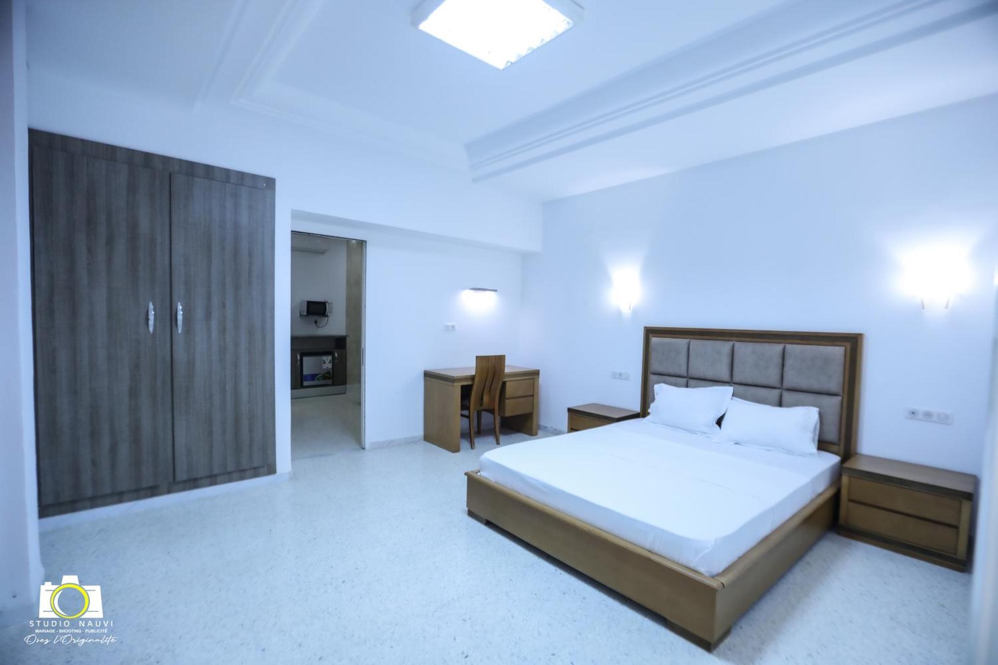 Immeuble Gazbar Apartment Gabes Exterior photo