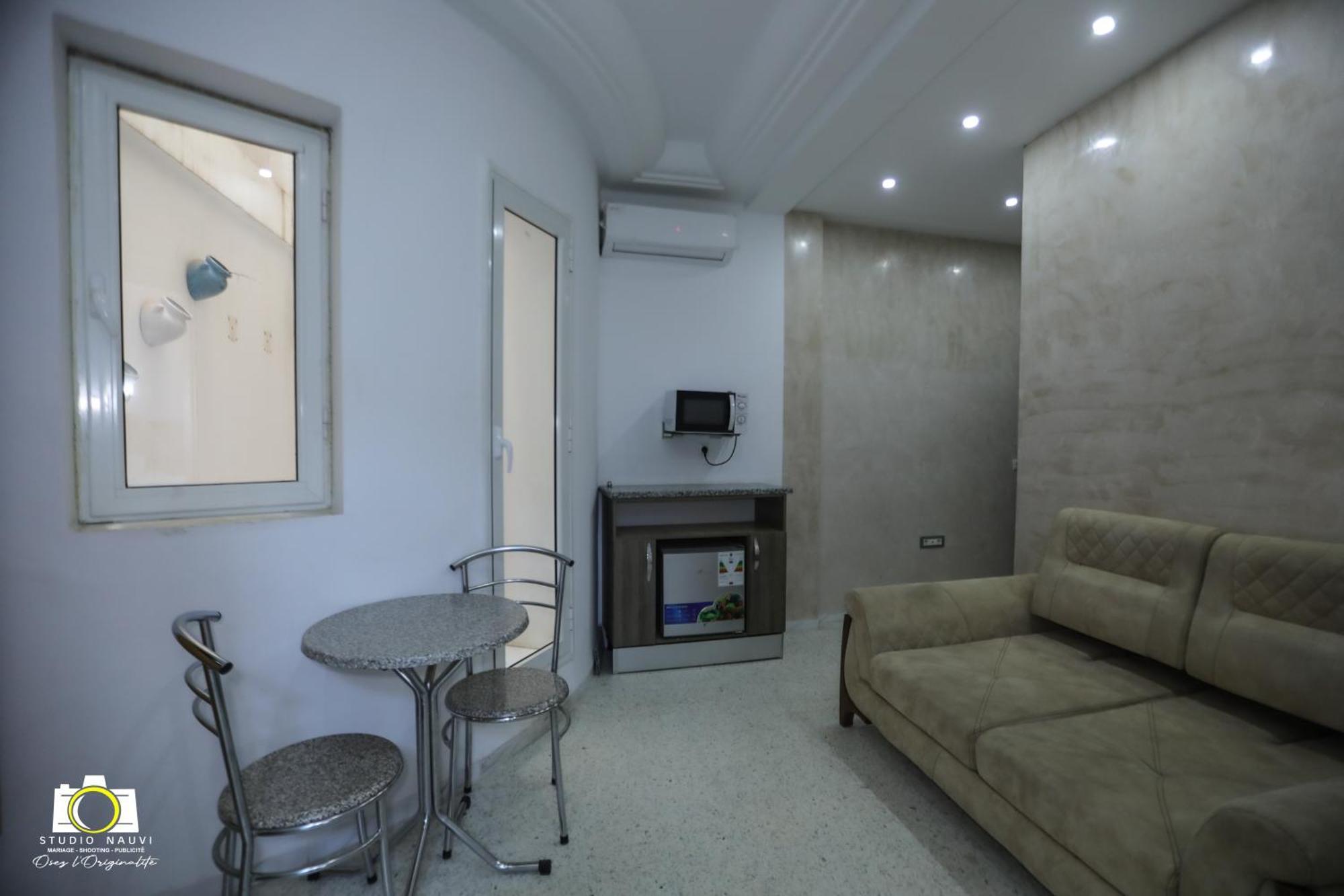 Immeuble Gazbar Apartment Gabes Exterior photo