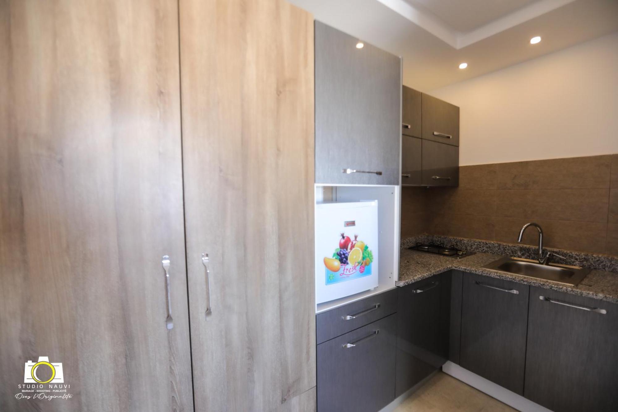 Immeuble Gazbar Apartment Gabes Exterior photo