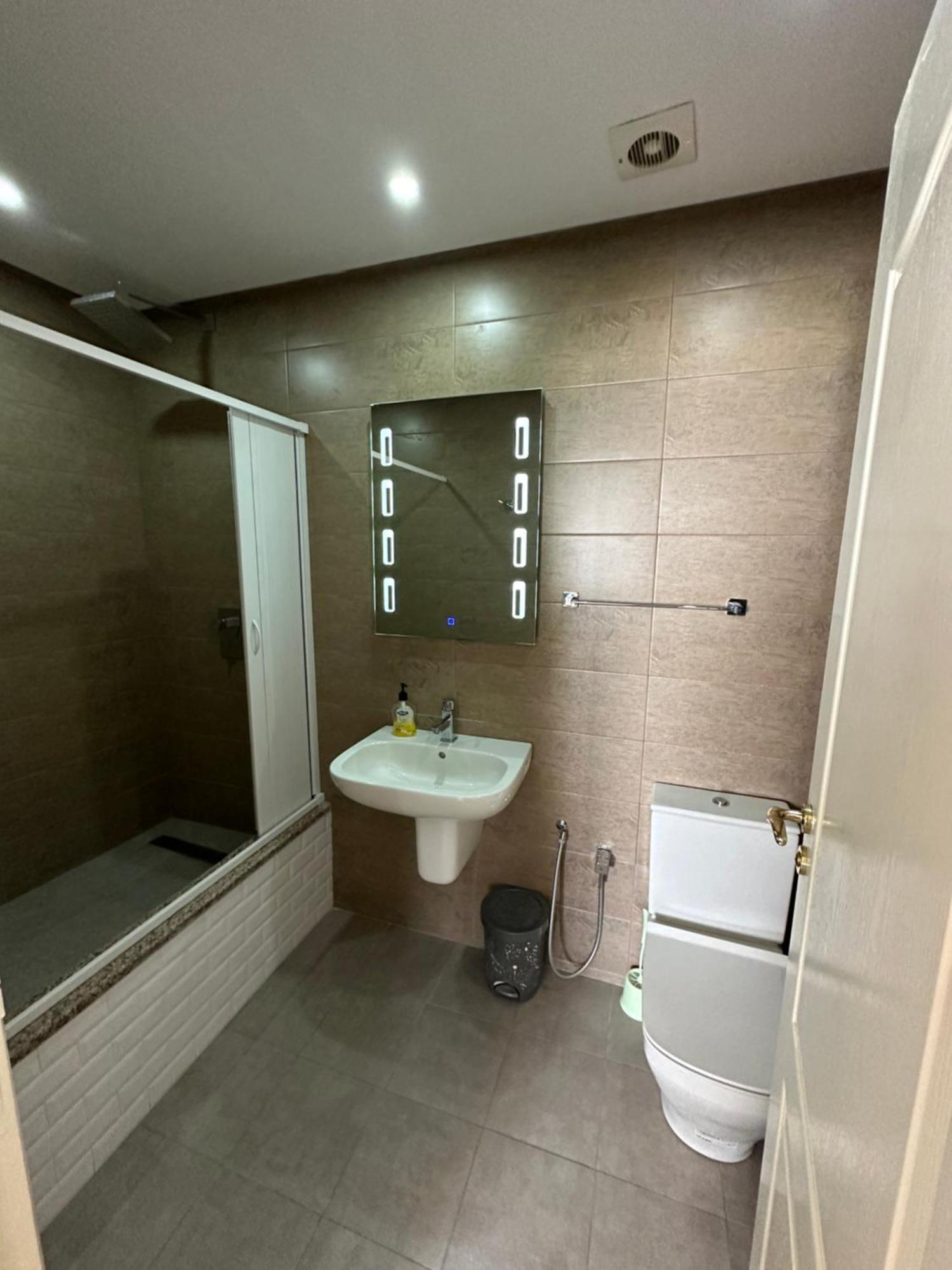 Immeuble Gazbar Apartment Gabes Exterior photo